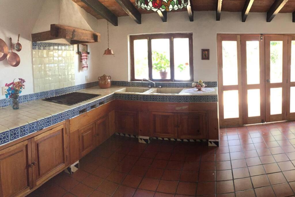 Acogedora Villa Con Alberca Climatizada En El Centro De Tepoztlán Eksteriør billede